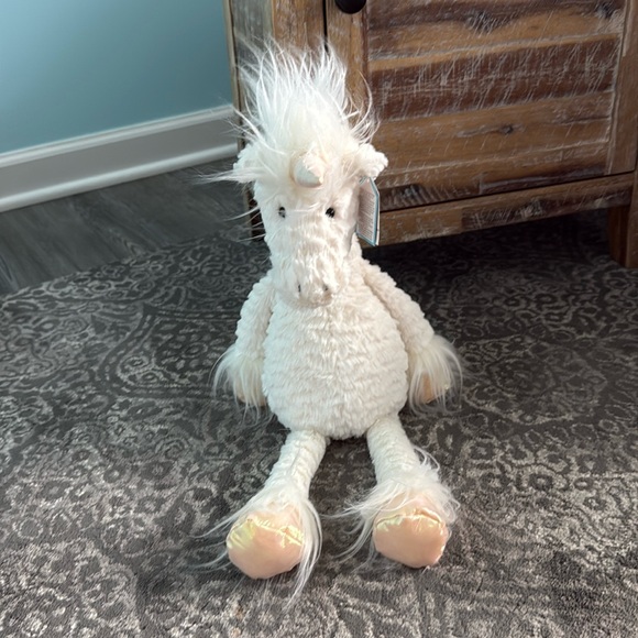 NWT Dainty Unicorn Jellycat